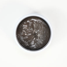 Wizard Wax™ Dark brown hårvoks – hårvoks med farve.
GainerHair’s nye Wizard Wax er udviklet med en banebrydende formel, der kombinerer stærkt hold, naturlig pleje og avanceret farveteknologi.