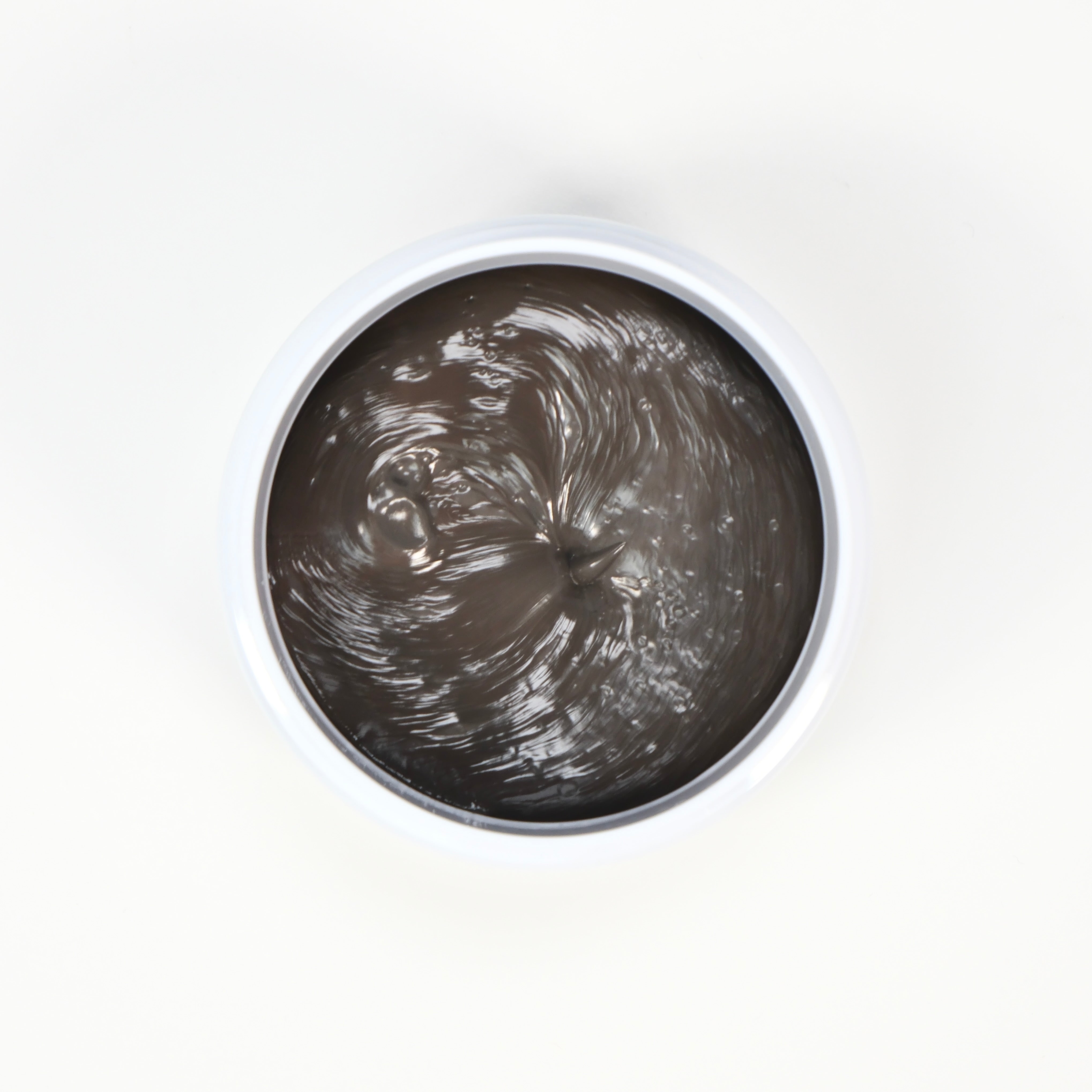 Wizard Wax™ Dark brown hårvoks – hårvoks med farve.
GainerHair’s nye Wizard Wax er udviklet med en banebrydende formel, der kombinerer stærkt hold, naturlig pleje og avanceret farveteknologi.